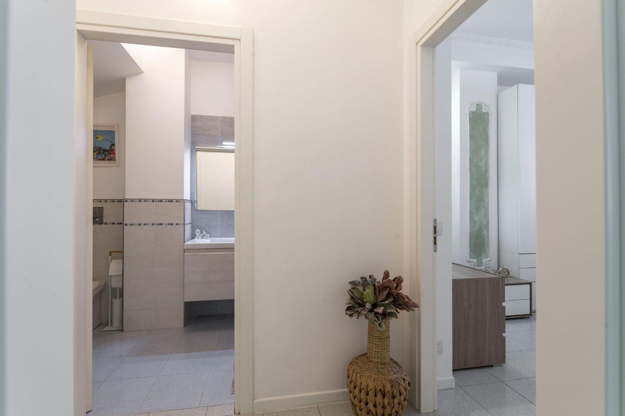 Italian Experience-La Rondine Apartment Порто Реканати Екстериор снимка