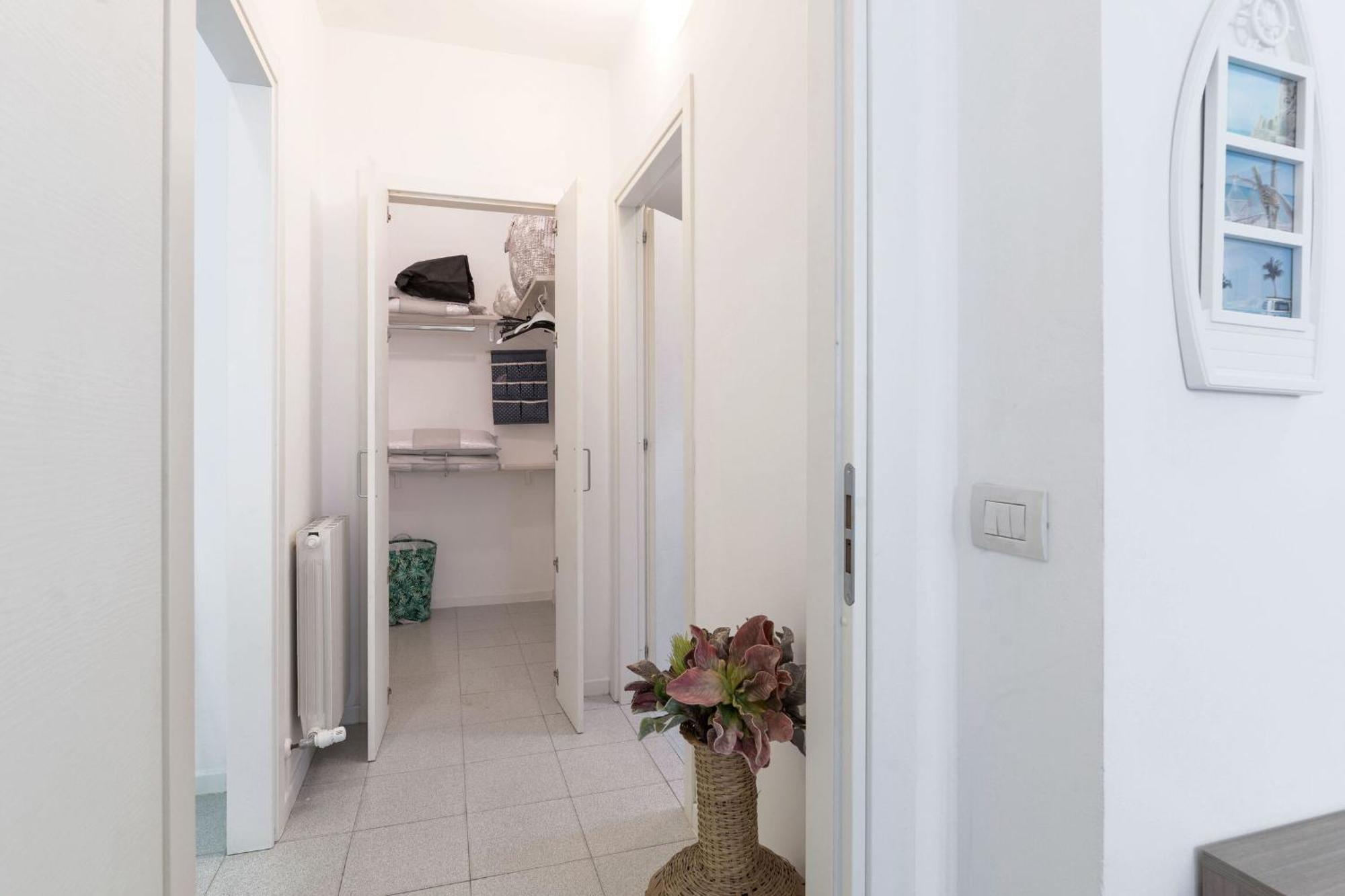 Italian Experience-La Rondine Apartment Порто Реканати Екстериор снимка